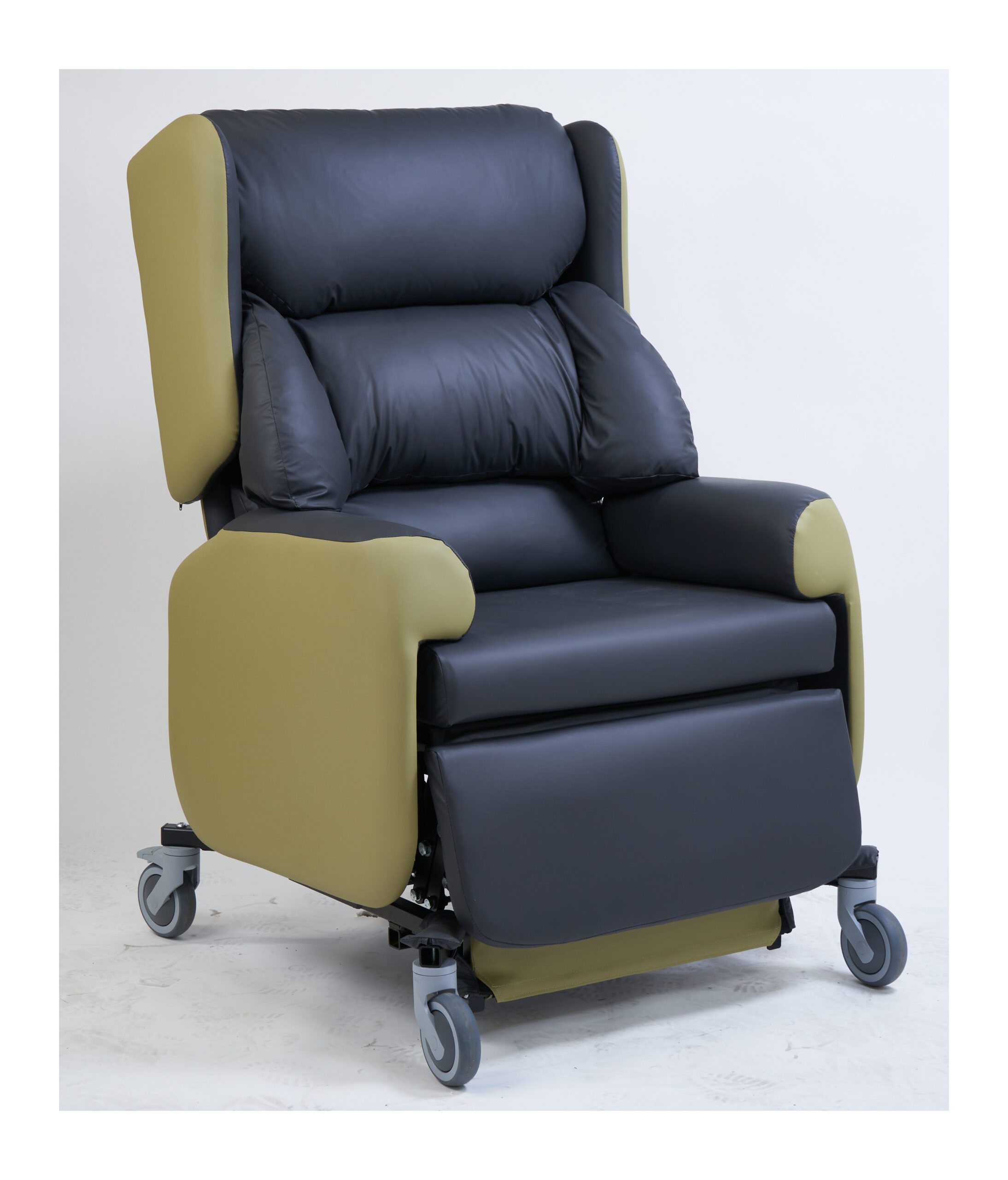 Apex Tilt Bariatric Chair (45 Stone)
